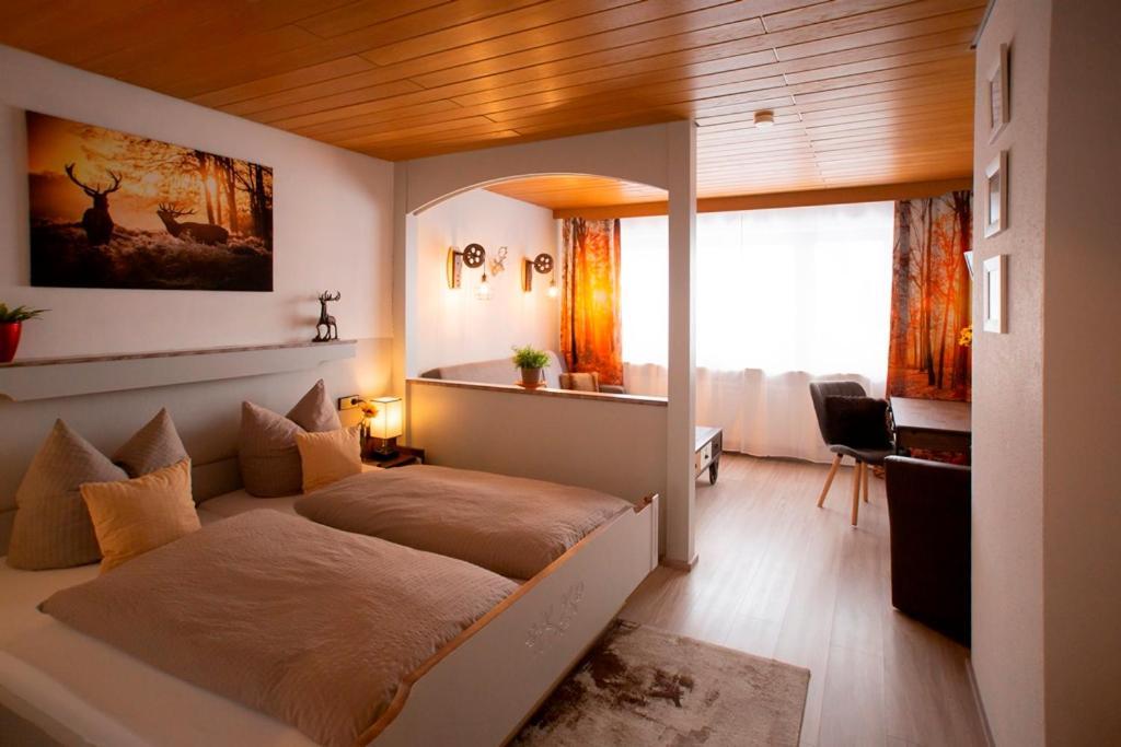 Bed and Breakfast Haus Rose Алленсбах Экстерьер фото