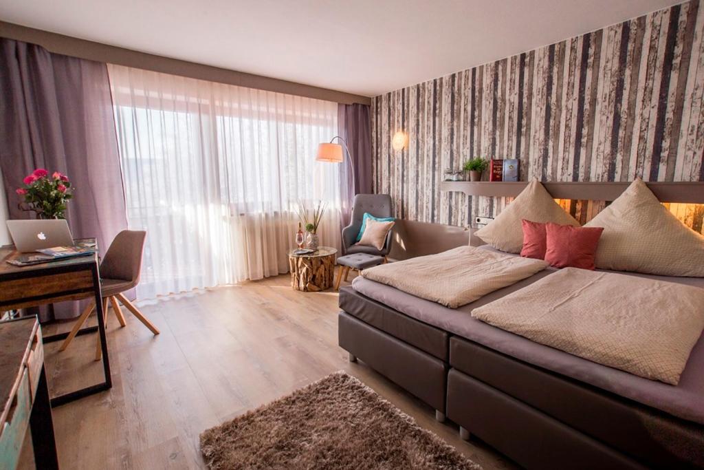 Bed and Breakfast Haus Rose Алленсбах Экстерьер фото